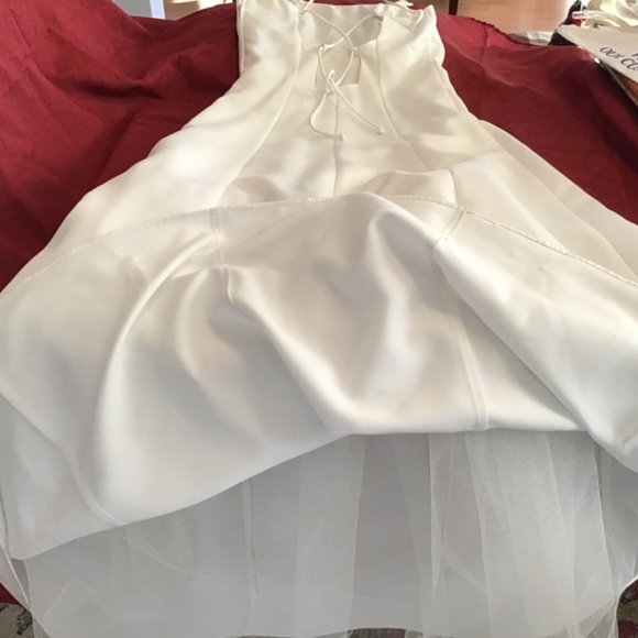 Jump Apparel White Empire Waist Floor Length Formal Dress/Gown - Picture 8 of 11